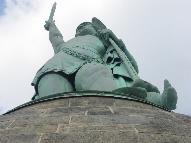 Hermann statue